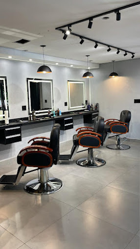 Interior com cadeiras